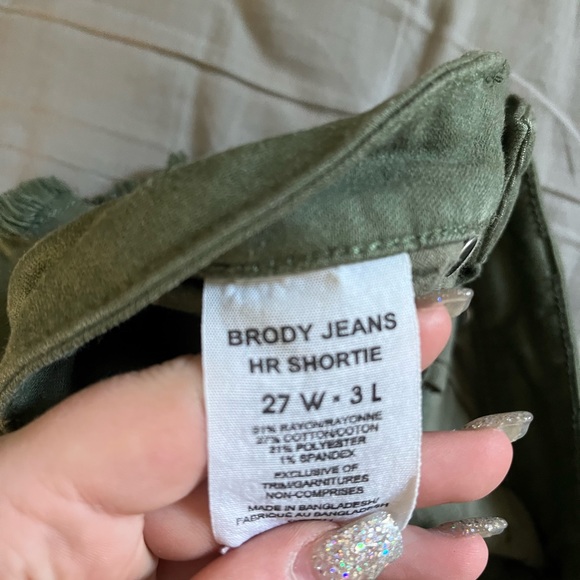 NWT Brody Jean shorts - Picture 4 of 4